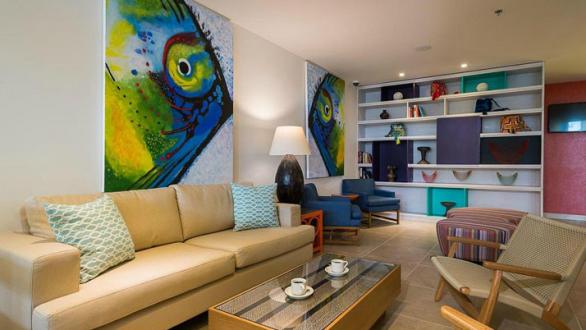Espacio en el hotel MERCURE-SANTA-MARTA con presencia de arte 