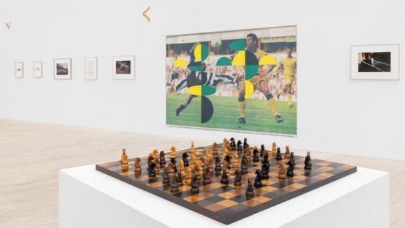 ROTATION, SYMMETRY, TIME. CHESS SIMULTANEOUS EXHIBITION