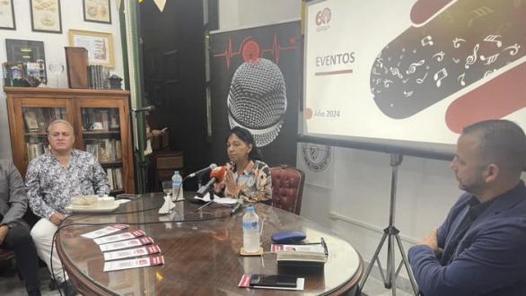 Conferencia de prensa EGREM 