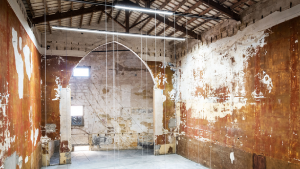 View of the exhibition Fred Sandback at the new space of Galería Cayón in Minorca