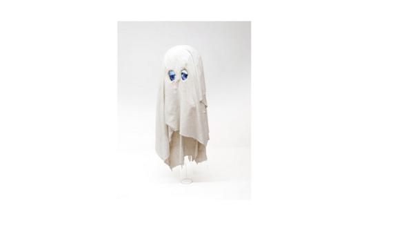 Tony Oursler, Fantasmino, 2017. Acrylic resin on canvas and digital hardware with moving image. 46.99 x 21.59 x 17.78 cm. Collection of Tony Oursler. Image Courtesy of Tony Oursler. / Photo by Andrea Guermani