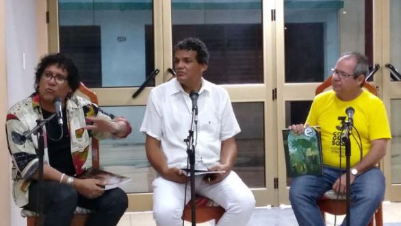 Presentan en Bayamo números 37 y 38 de la revista Arte por Excelencias. FOTO/ LIuba Mustelier Ramírez