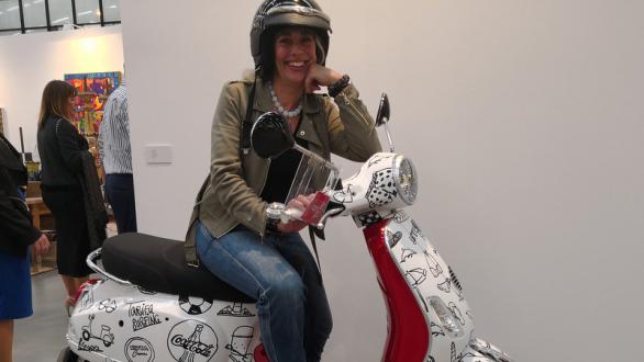Nina Nolte en su Vespa GO 4 IT 2