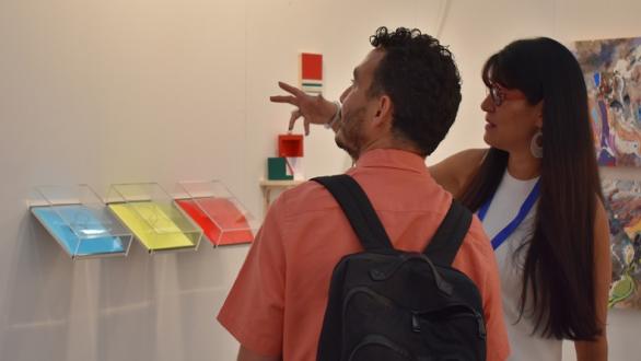 Gabriela Rosso, director of Rofa Project, explains her project to our correspondent Yordanis Ricardo