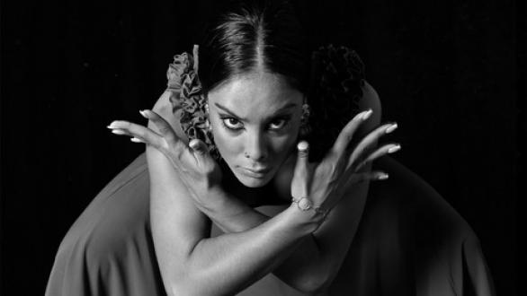 mujer- obra de Ana Torralba
