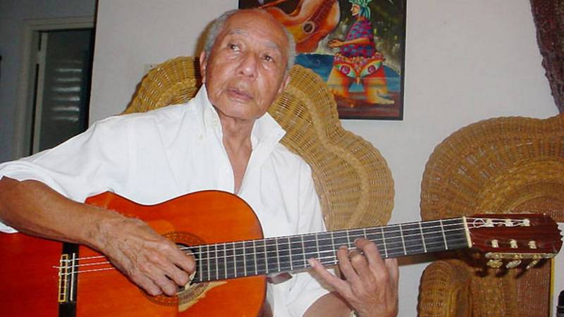 César Portillo, with his music in the present