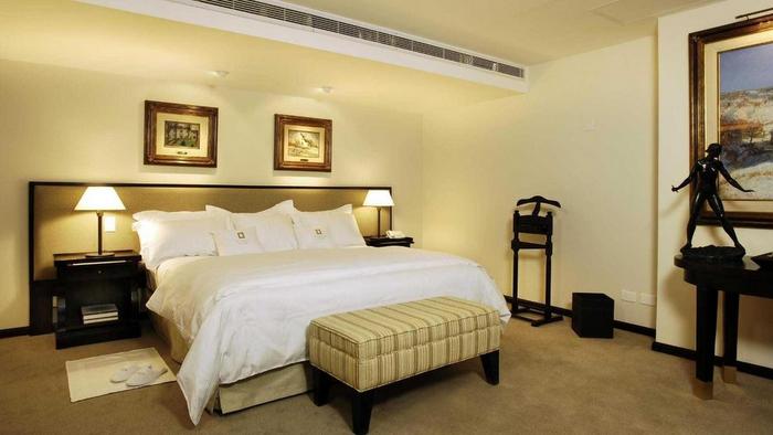 Master Suite Quirós at El Casco Art Hotel in Argentina 