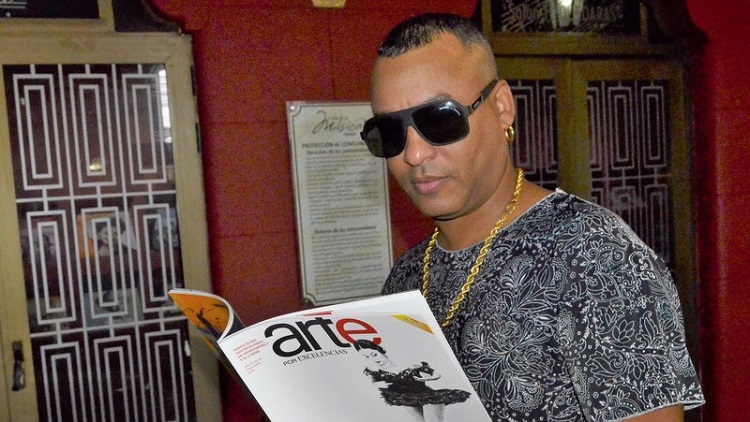 Excelencias en una tarde de música y arte