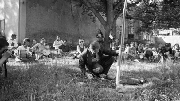 Flahback: Hermit 1992-1999 Jimmie Durham, The Centre of Europe, 1995, Hermit IV. The Crossing of the Meridians, Plasy Monastery, 1995. Photo by Daniel Šperl