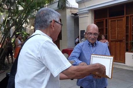 Premio de Diseño Gráfico «Eduardo Muñoz Bachs» para Ricardo Reymena
