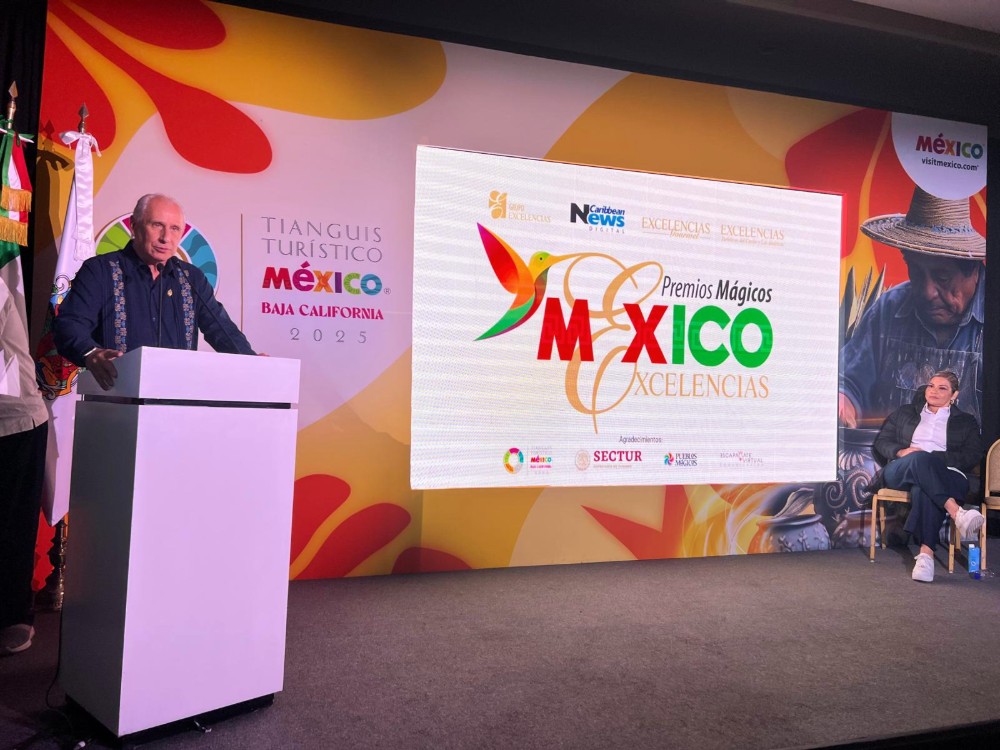 presidente del Grupo Excelencias, Sr. José Carlos de Santiago
