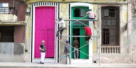 Video-program dedicated to the french artist artist Daniel Buren