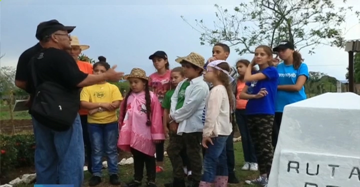 Niños de La Colmenita en ruta martiana