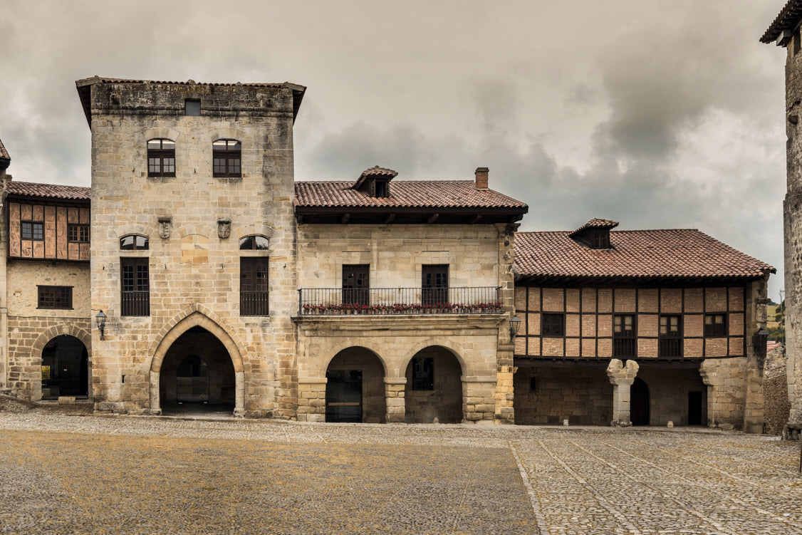 “el viaje paralelo” de Juan Uslé 