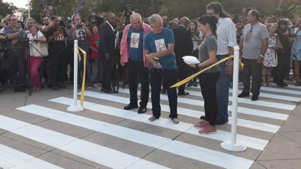 Guille Vilar inaugura la cebra con el ministro de cultura de Cuba y Abel Prieto 