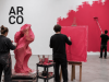 Artistas trabajan en una escultura, un lienzo y una instalación inspirados en el color E94871 elegido por ARCO para su identidad visual de 2027