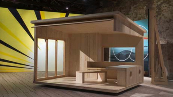 Tina Gillen – Faraway So Close