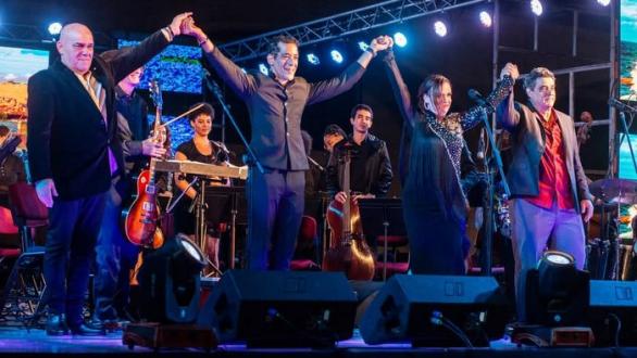 ARTISTAS EN CONCIERTO 