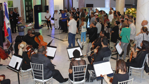 La Bienal de Artes Visuales dominicana rendirá homenaje a Orlando Menicucci