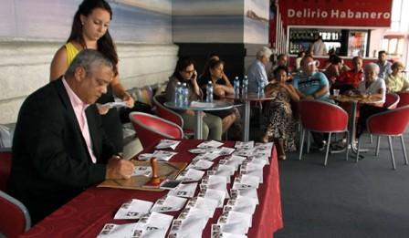 Caricatos cumple dieciséis años