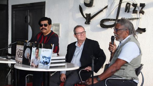 Presentación de Revistas Excelencias en el Jazz Café