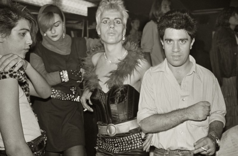  Olvido Gara (Alaska), MacNamara y Pedro Almodóvar. Serie Movida Madrileña (Década de los 80)., colección particular Jesús Peraita.
