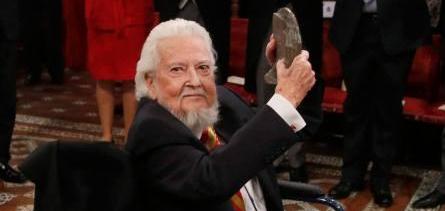 Escritor mexicano Fernando del Paso recibe Premio Cervantes