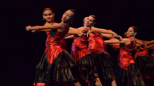 Bailarinas en escena 