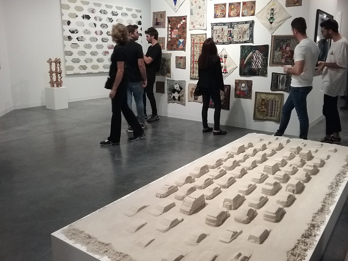 Obra de Leandro Erlich galeria Ruth Bencazar, Buenos Aires