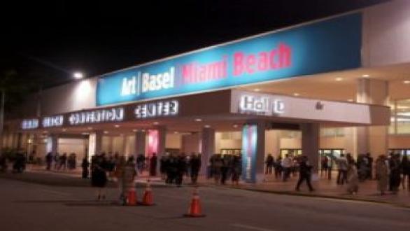 The much discussed 2010 Art Basel Miami booth of Galerie Gmurzynska, designed by Zaha Hadid Architects. (Photo: Courtesy of Associated Fabrication, Brooklyn, NY)
