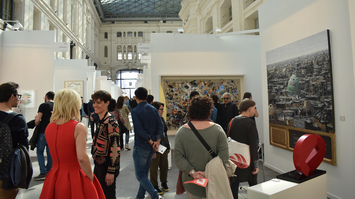 Opposition and harmony