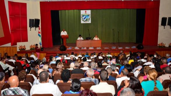 En el Teatro Principal, ícono del patrimonio local se desarrolló la Sesión Solemne de la Asamblea. 