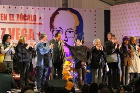 Concluye fiesta de libros y cultura FILZócalo 2015