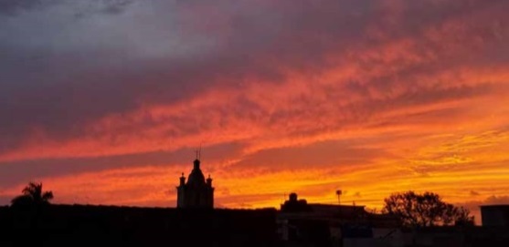 Santa Clara: Salón 330