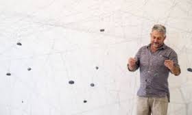 Las Tramas de Gustavo Pérez Monzón atrapan en bienal habanera 