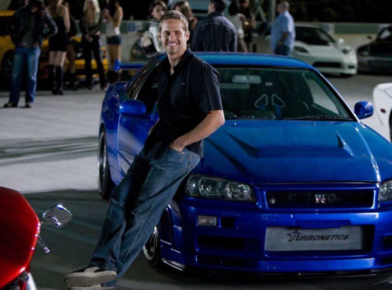 Paul Walker (Brian O´Conner) en las carreras clandestinas 