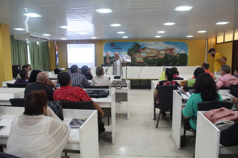presentación de Arte por Excelencias en Fiesta de la cultura iberoamericana