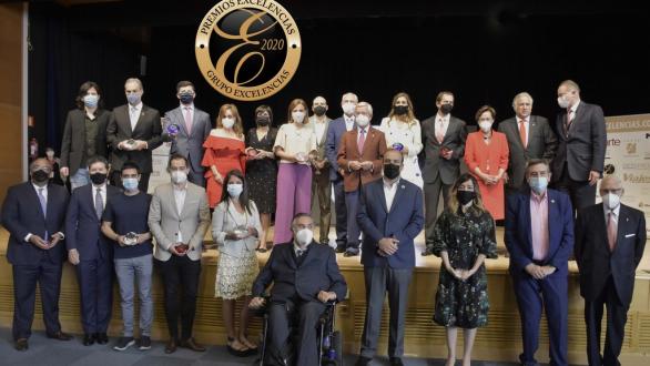Foto de familia Premios Excelencias 2020