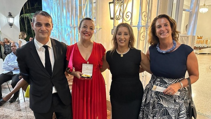 Recibe Lizt Alfonso Orden de Isabel la Católica