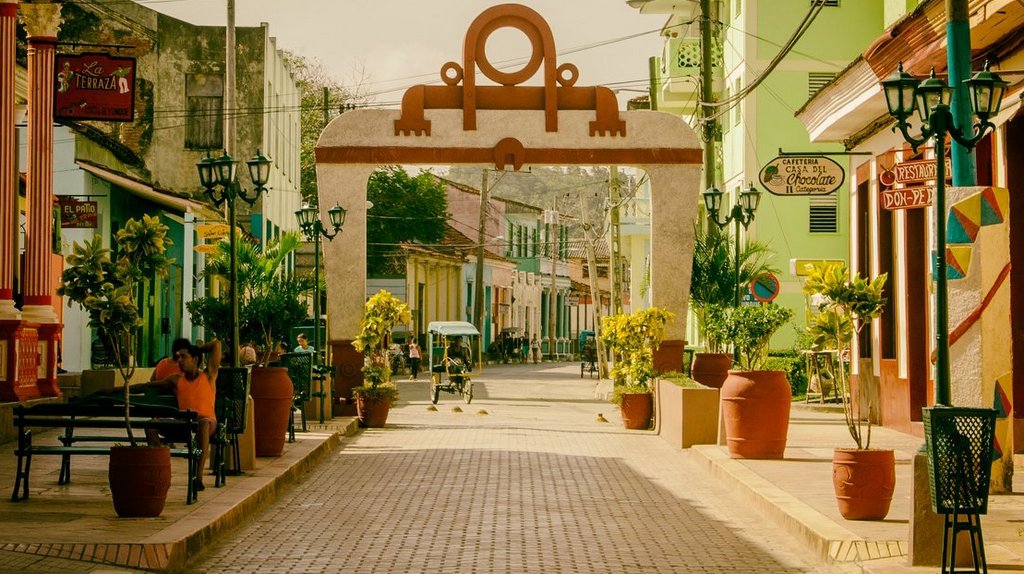 La huella española a debate en Cuba 