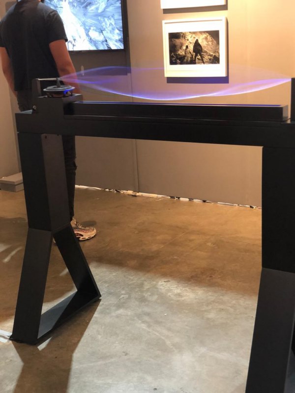 Obra de Alba Triana de Casa Hoffmann en Pinta Miami 2019 