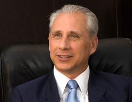 Entrevista a José Carlos de Santiago, presidente del Grupo Excelencias: A Santiago le ponemos amor y corazón (I)  