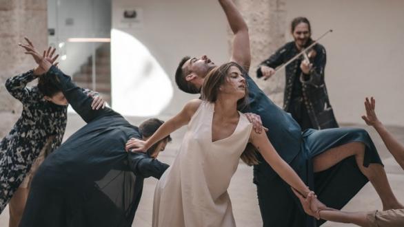 Imagen de una actuación de danza contemporánea
