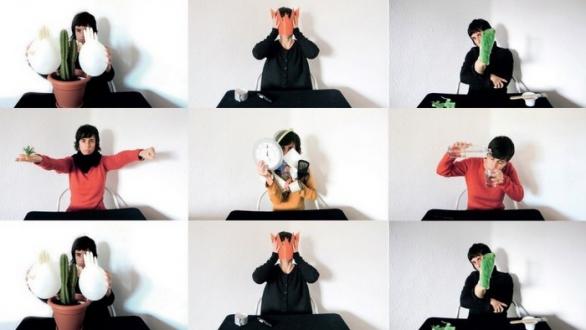 personas con obras de arte 