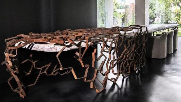 Obra de la firma Ferromagno presente en Marbella Design