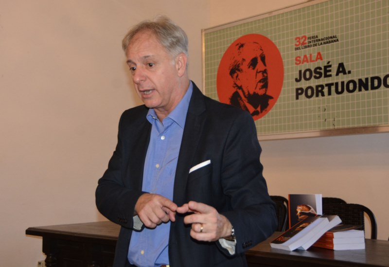 Presentación del texto [R]evoluciona tu prevención de riesgos laborales