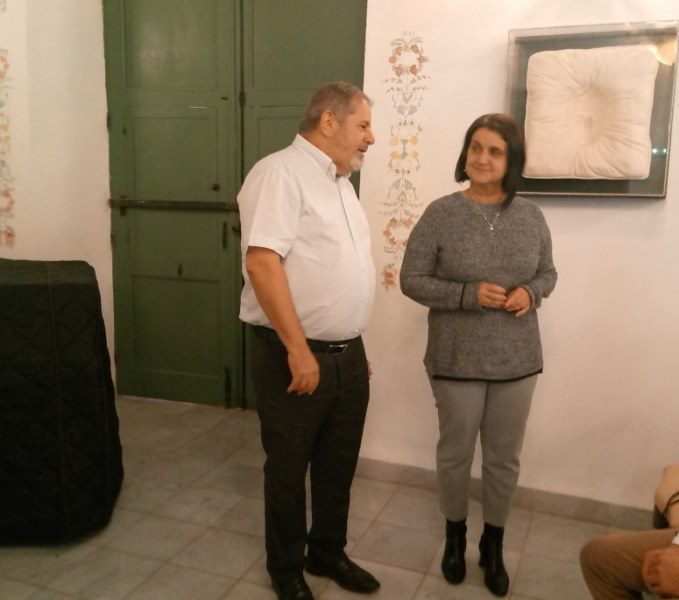 El embajador de España en Cuba, Javier Hergueta Garnica, y Perla Rosales, directora general adjunta de la OHCH.