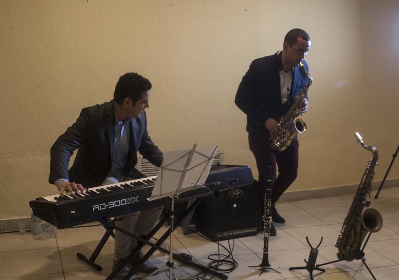 Alejandro Falcón and Janio Abreu liven up the initial moments of the Gala