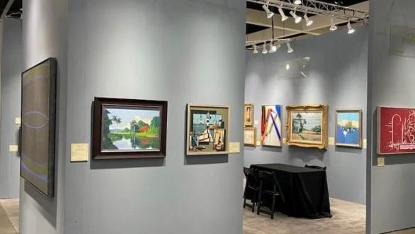 Daphne Alazraki Fine Art