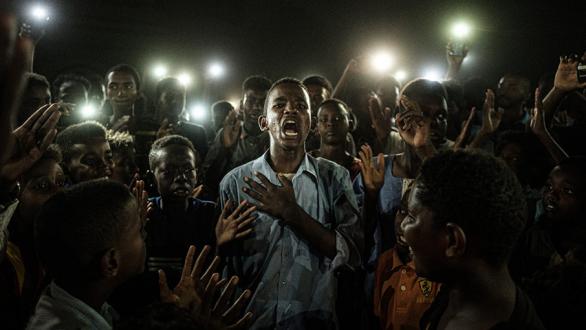 Voz directa © Yasuyoshi Chiba, Japón, Agence France-Presse